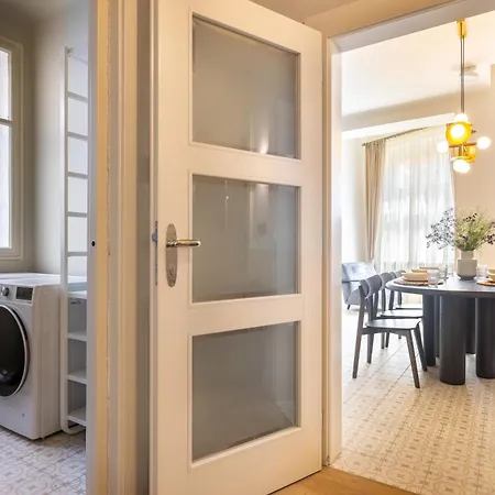 Luxury 2 Bedroom Apartment With Ac In The Old Town Praga Esterno foto
