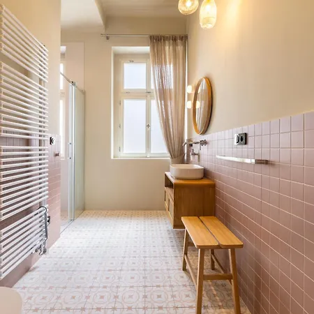 Luxury 2 Bedroom Apartment With Ac In The Old Town Praga Esterno foto