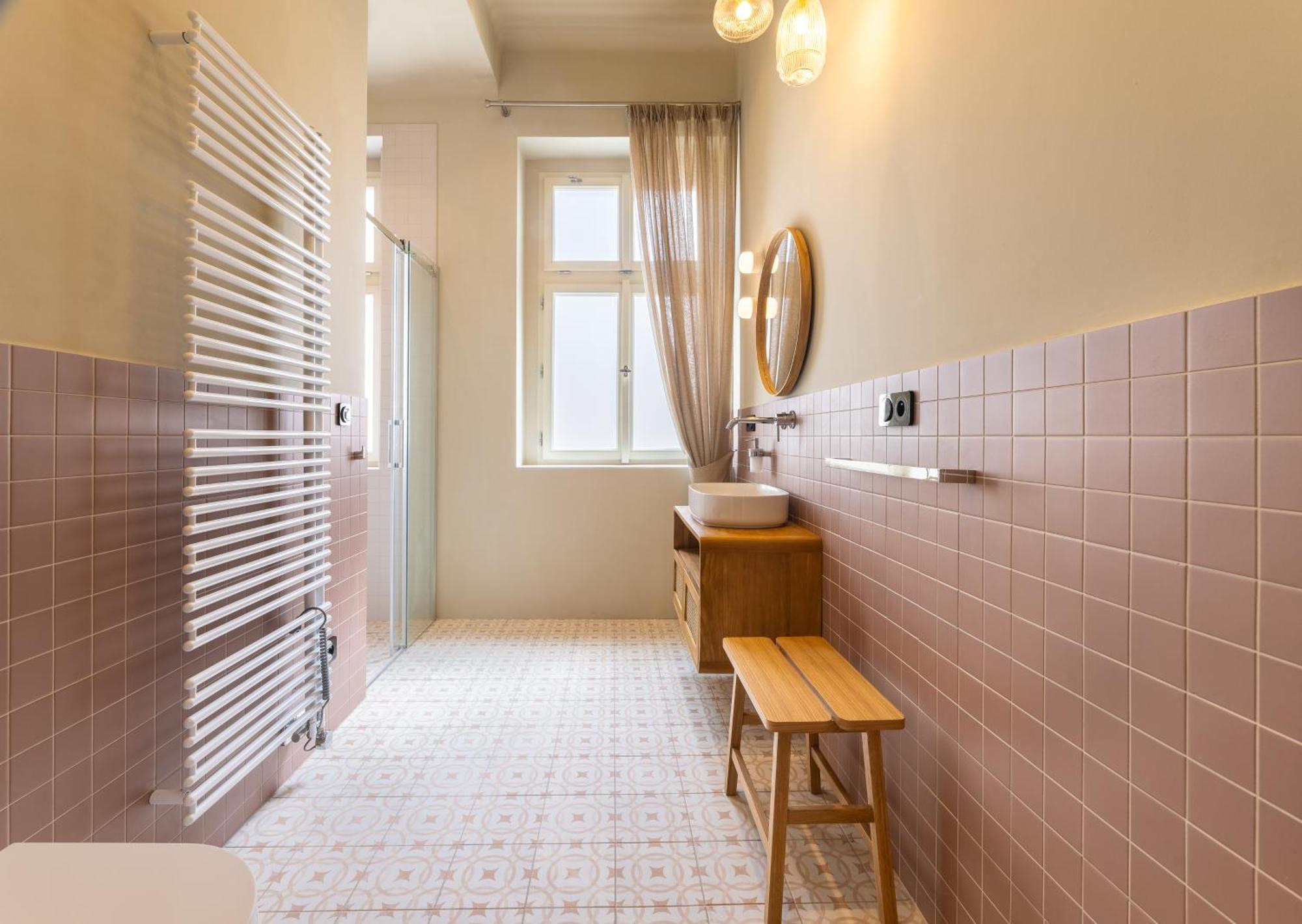 Luxury 2 Bedroom With Ac In The Old Town Appartamento Praga
