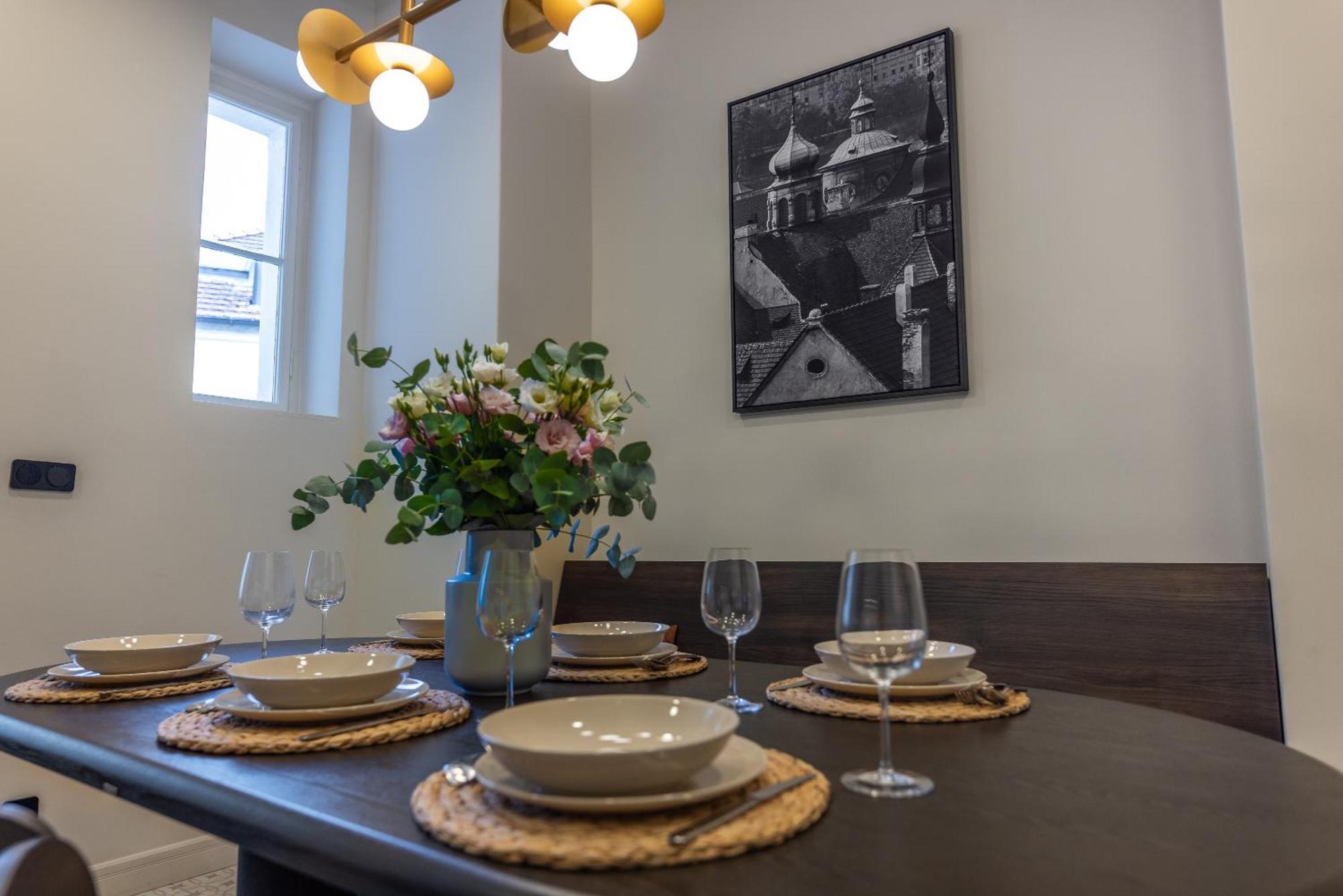 Appartamento Luxury 2 Bedroom With Ac In The Old Town Praga