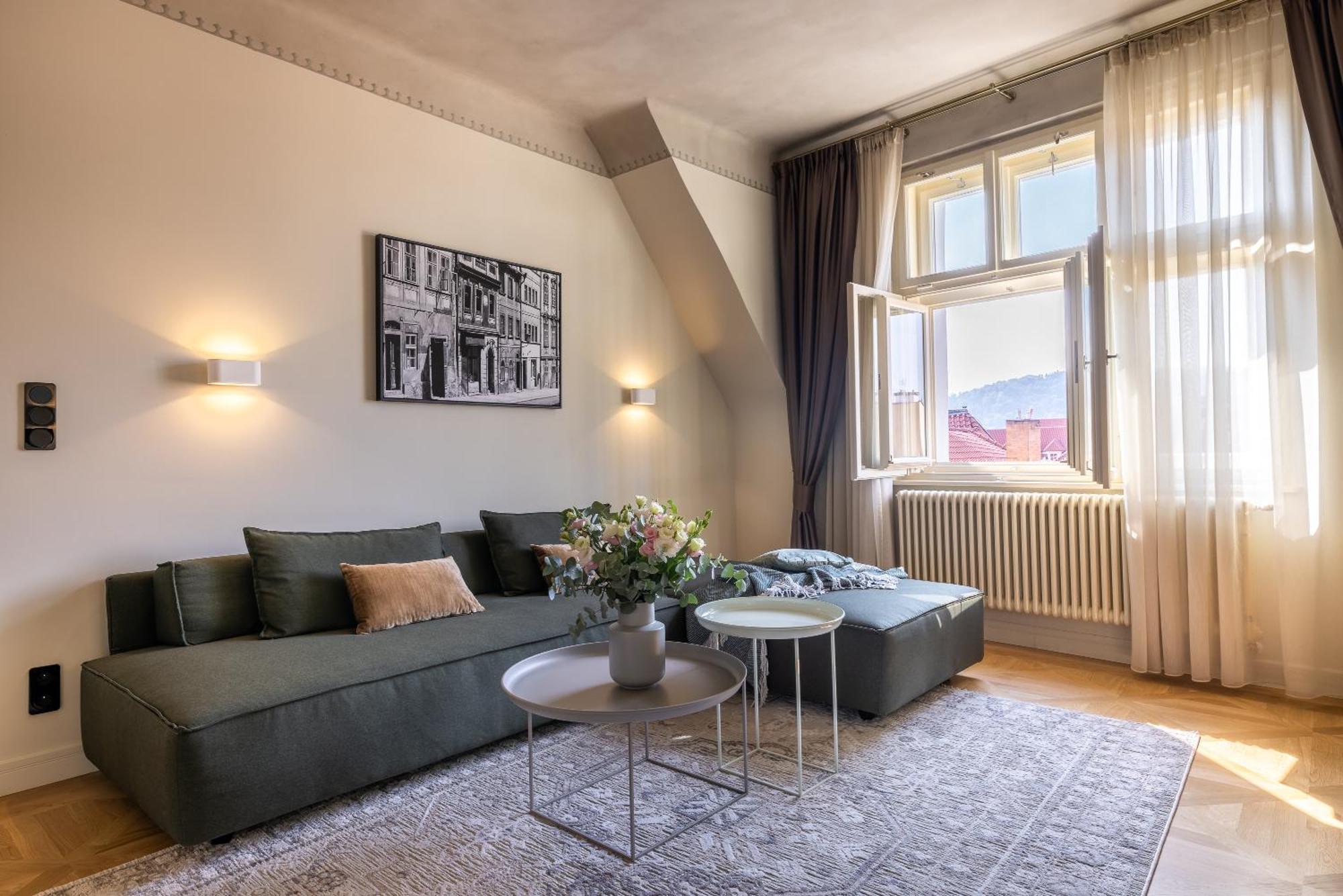 Luxury 2 Bedroom With Ac In The Old Town Appartamento *