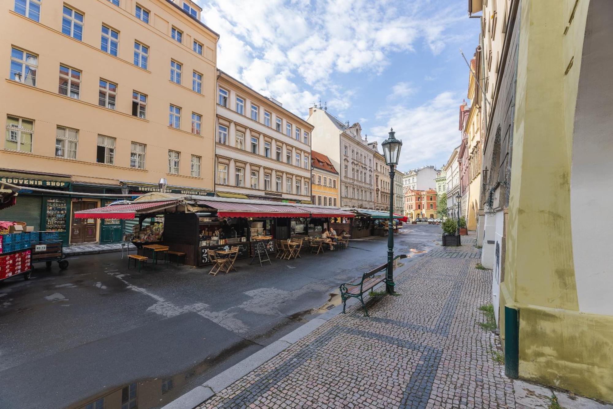 Appartamento Luxury 2 Bedroom With Ac In The Old Town